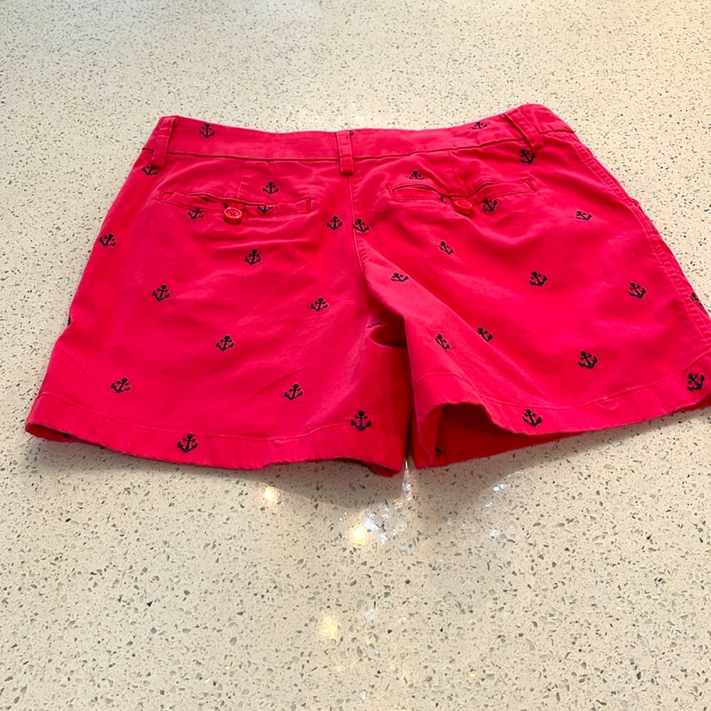 Shorts - Picture 2 of 4